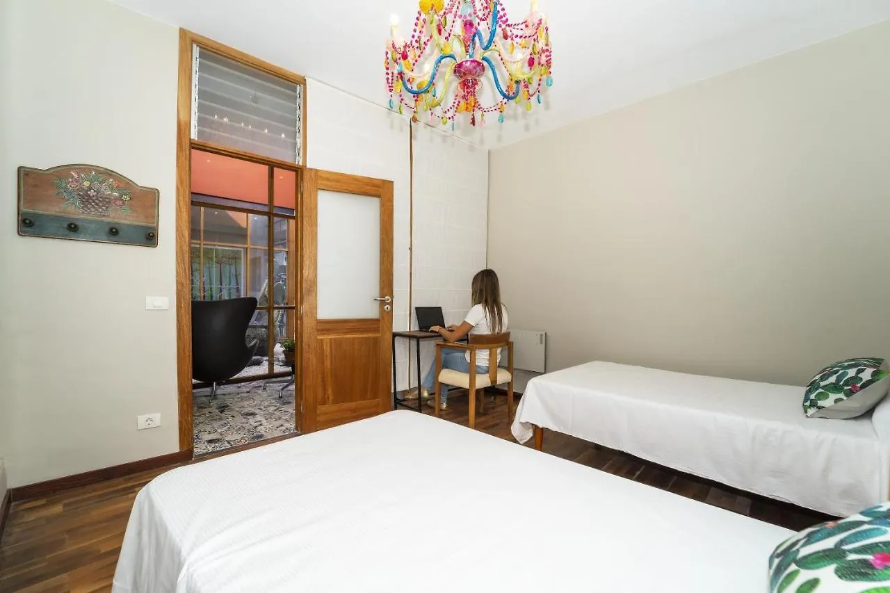 Cactus Coliving & Coworking Bed & Breakfast Arona