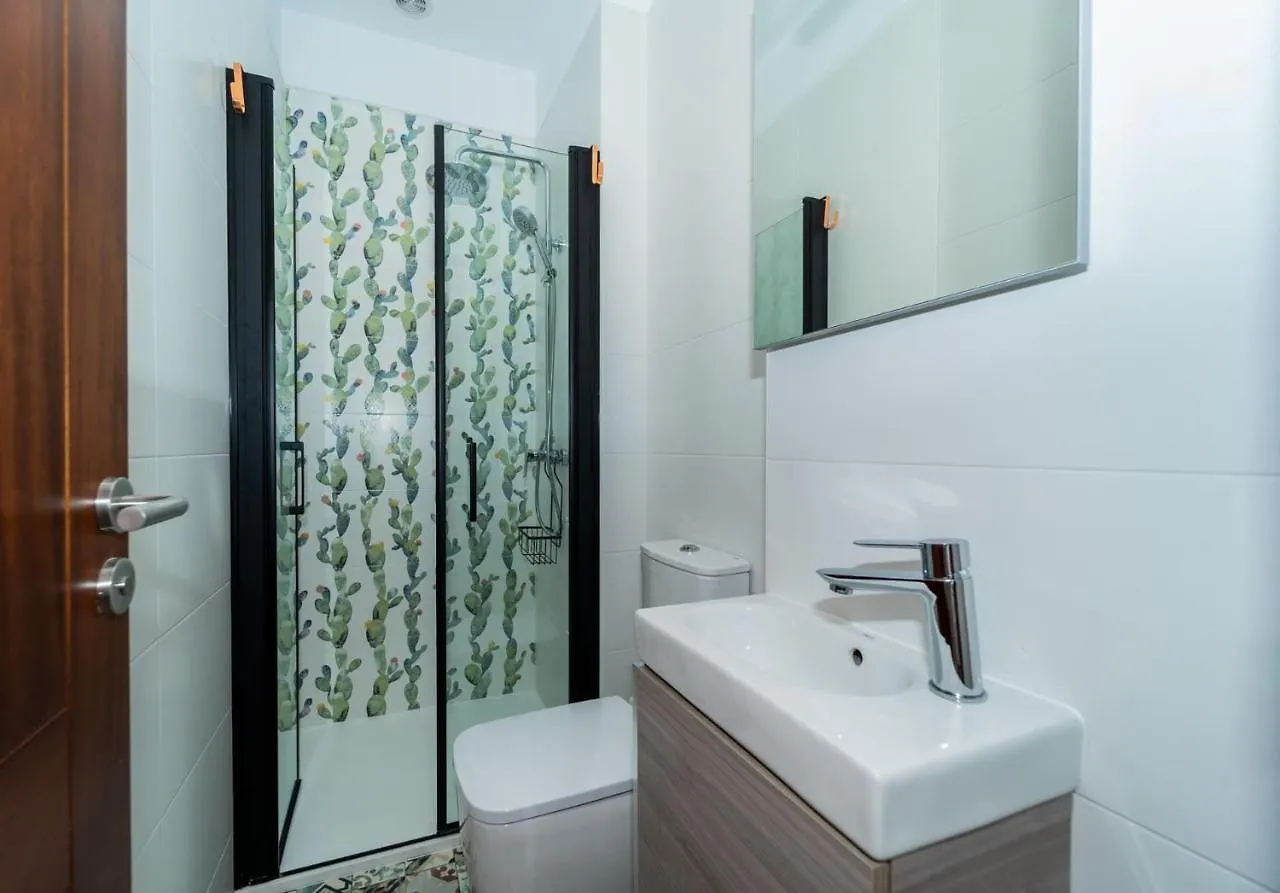 Cactus Coliving & Coworking Bed & Breakfast Arona  Arona (Tenerife)